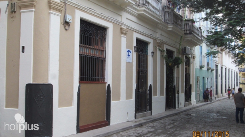 Book online Casa Sra. Martha, SOL, No. 101. OLD HAVANA. Images, full