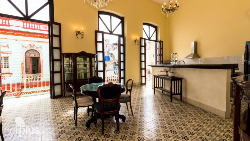 Book online Casa Juan de la Habana, INDUSTRIA, No. 18. OLD HAVANA
