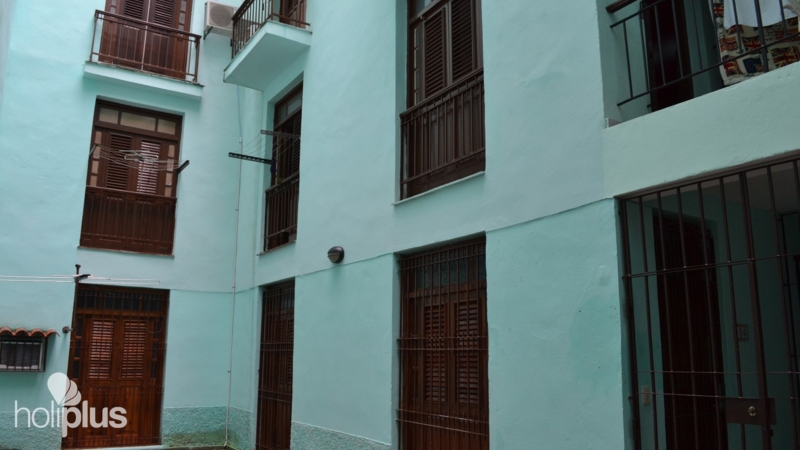 Book online Casa Yolanda, OFICIOS, No. 301. OLD HAVANA. Images, full